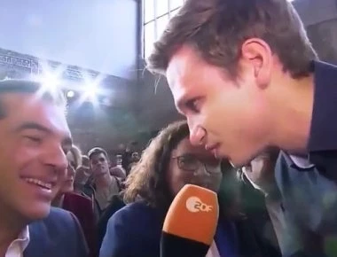 Γερμανός δημοσιογράφος προσβάλλει την Ελλάδα και ο Τσίπρας γελάει! (βίντεο)